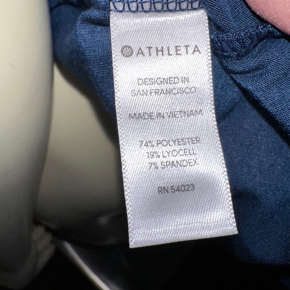 Athleta Essence Open Back Tank Top Constellation Blue Sleeveless Athleisure XL - Picture 6 of 6